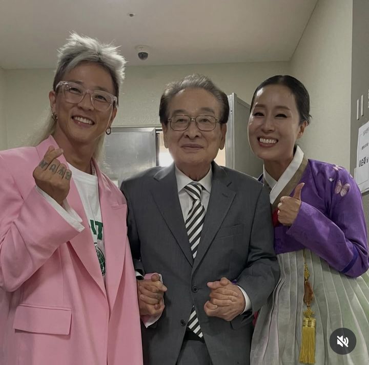 [서울=뉴시스] 팝핀현준(왼쪽), 이순재, 박애리. (사진=팝핀현준 인스타그램 캡처) 2025.11.25. photo@newsis.com *재판매 및 DB 금지