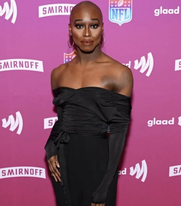 [뉴시스] 미국프로풋볼(NFL) 최초의 트랜스젠더 치어리더 저스틴 린제이. (사진='justinesimone_' 인스타그램 캡처) *재판매 및 DB 금지