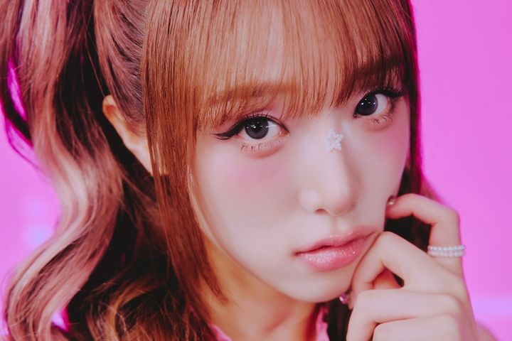 [서울=뉴시스] 가수 최예나. (사진=YH엔터테인먼트 제공) 2025.11.26. photo@newsis.com *재판매 및 DB 금지