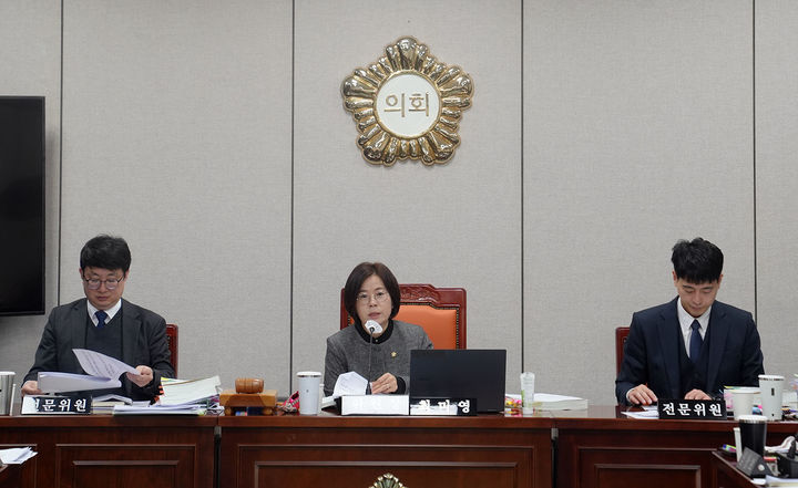 26일 태백시의회 위원회실에서 열린 태백시의회 행정사무감사.(사진=태백시의회 제공) *재판매 및 DB 금지