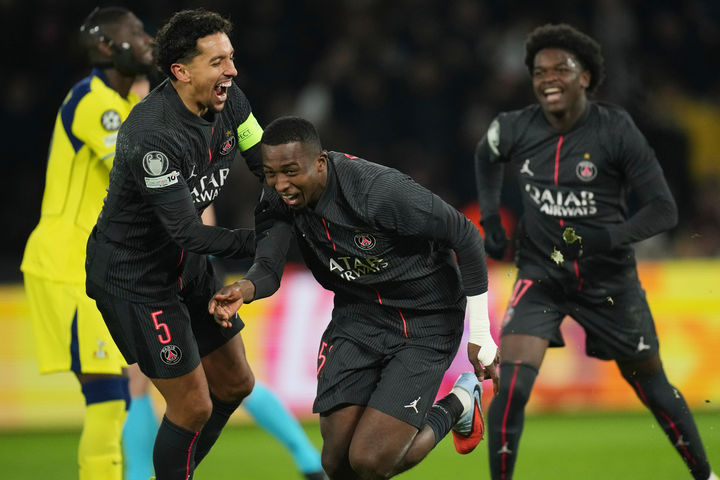 [파리=AP/뉴시스] 프랑스 프로축구 리그1 파리 생제르맹(PSG)의 윌리안 파초. 2025.11.26.