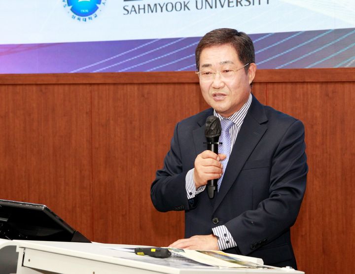 [서울=뉴시스] 오덕신 삼육대 제20대 총동문회장. (사진=삼육대 제공) 2025.11.27. photo@newsis.com *재판매 및 DB 금지