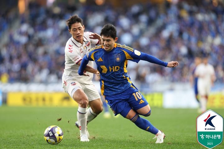 [서울=뉴시스]K리그1 울산 이동경. (사진=한국프로축구연맹 제공)