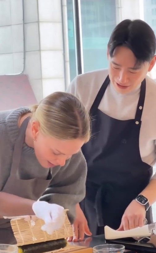 [서울=뉴시스] 샤를리즈 테론, 최광호 (사진=최광호 인스타그램 캡처) 2025.11.27. photo@newsis.com *재판매 및 DB 금지