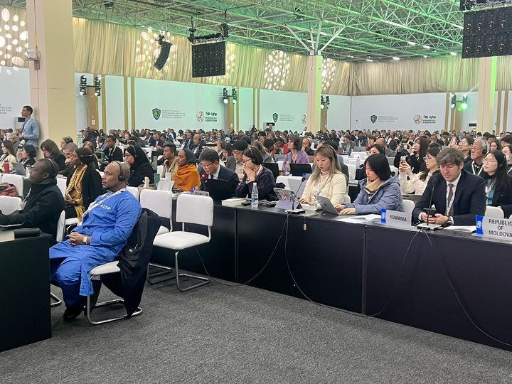 27일 우즈베키스탄 사마르칸트에서 개최 중인 '멸종위기에 처한 야생동식물의 국제거래에 관한 협약(CITES)' 제20차 당사국총회 제1위원회에서 정부 관계자가 발언하고 있다. (사진=해양수산부 제공) *재판매 및 DB 금지