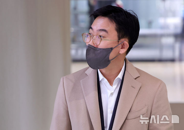 '김건희 집사게이트' 조영탁 IMS모빌리티 대표 재판, 21일 시작 - 뉴스 썸네일 이미지