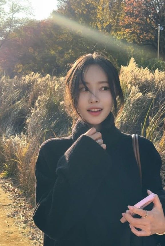 [서울=뉴시스] 이솔이. (사진=이솔이 인스타그램 캡처) 2025.11.28. photo@newsis.com *재판매 및 DB 금지