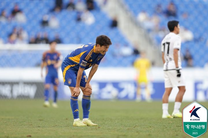 [서울=뉴시스]프로축구 울산 이청용. (사진=한국프로축구연맹 제공)