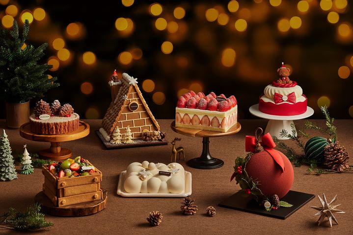 [서울=뉴시스] 롯데호텔서울과 롯데호텔월드의 크리스마스케이크. (사진=롯데호텔앤리조트 제공) *재판매 및 DB 금지
