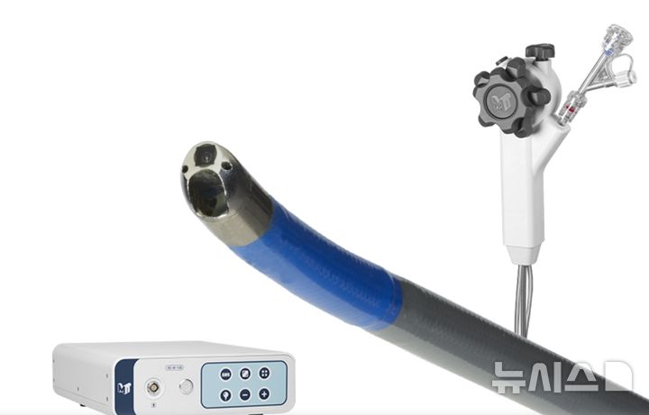 [부천=뉴시스] 순천향대 부천병원 소화기병센터가 새로 도입한 '아이맥스(eyeMax) 디지털 담도내시경 시스템'. (사진=순천향대 부천병원 제공) 2025.12.01. photo@newsis.com