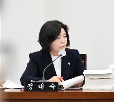 [부산=뉴시스] 정태숙 부산시의원(남구2·국민의힘). (사진=부산시의회 제공) 2025.12.01. photo@newsis.com *재판매 및 DB 금지