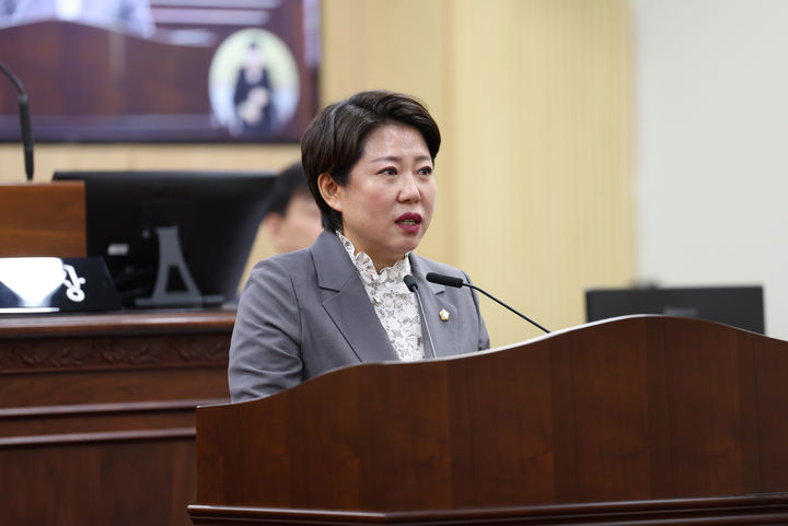 [청주=뉴시스] 박근영 청주시의원. photo@newsis.com *재판매 및 DB 금지