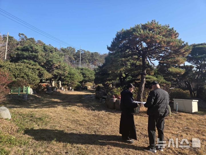 [오산=뉴시스] 오산시, 소나무재선충병 확산 방지 소나무류 이동 특별단속 (사진=오산시 제공) 2025.12.01.photo@newsis.com 