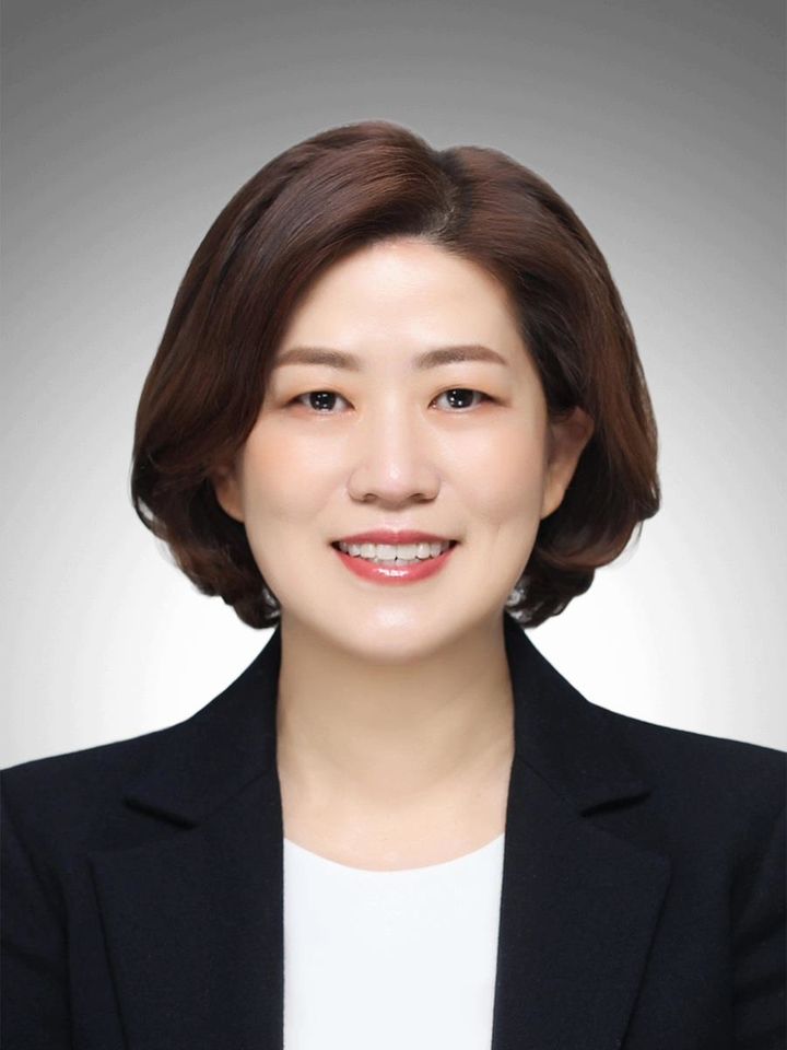 [광주=뉴시스] 제28대 정현숙 광주지방기상청장 . (사진 = 광주기상청 제공) 2025.12.01. photo@newsis.com *재판매 및 DB 금지