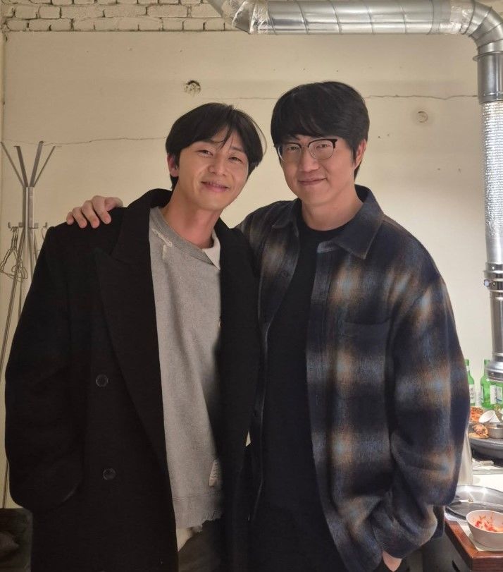 [서울=뉴시스] 박서준, 성시경. (사진=성시경 인스타그램) 2025.12.01. photo@newsis.com *재판매 및 DB 금지