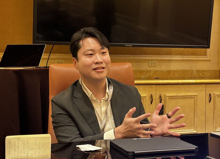 이재성 트웰브랩스 대표 "영상 AI 판도 바꾼다...아마존 베드록 타고 도... - 뉴스 썸네일 이미지