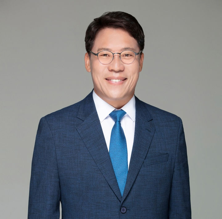 [무안=뉴시스] 조국혁신당 박웅두 전남도당위원장 권한대행. (사진 = 조국혁신당 전남도당 제공). 2025.12.02. photo@newsis.com *재판매 및 DB 금지