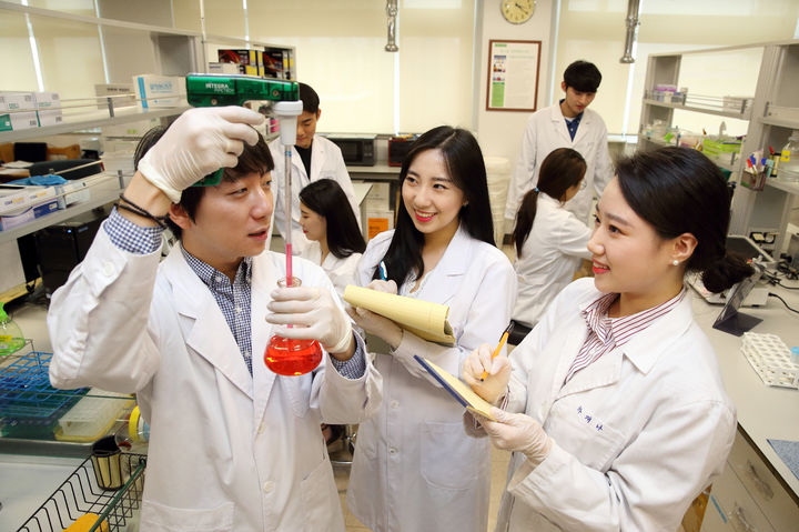  *재판매 및 DB 금지