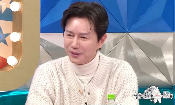 [서울=뉴시스] 배우 김민종이 방송인 서장훈 때문에 오해를 받은 사연을 공개한다. (사진 = MBC '라디오스타' 캡처) 2025.12.02. photo@newsis.com *재판매 및 DB 금지