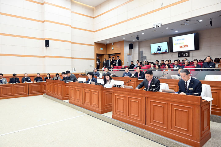 [보령=뉴시스] 보령시의 제271회 제2차 정례회 제1차 본회의 모습. 2025.12.02. photo@newsis.com *재판매 및 DB 금지