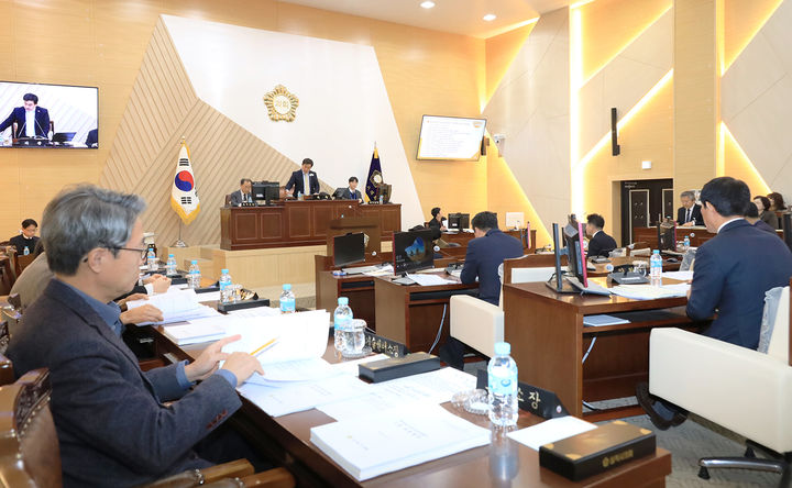 2일 삼척시의회 본회의장에서 열린 삼척시의회 제268회 정례회 제2차 본회의.(사진=삼척시의회 제공) *재판매 및 DB 금지