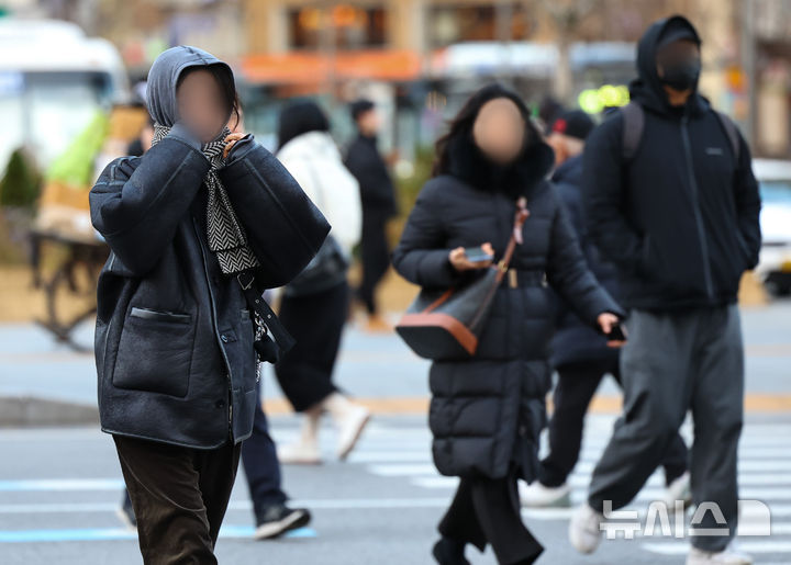 인천, 아침 기온 다시 영하권…도로 빙판길 유의