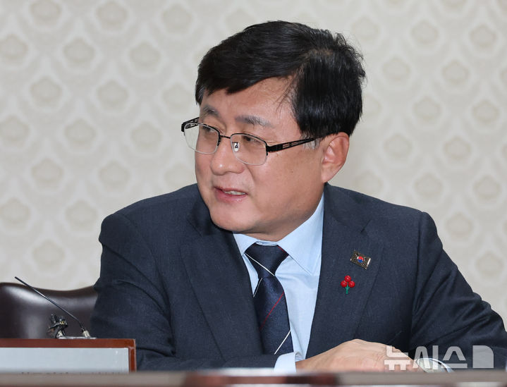 [서울=뉴시스] 김명원 기자 = 김성환 기후에너지환경부 장관. 2025.12.02. kmx1105@newsis.com