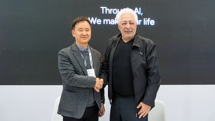 [서울=뉴시스] 의료 AI 전문기업 딥노이드는 미국 시카고에서 열린 ‘북미영상의학회(RSNA) 2025'에서 국제 영상의학센터(International Radiology Center·IRC)와 업무협약(MOU)을 체결했다고 3일 밝혔다. (사진=딥노이드 제공) 2025.12.03. photo@newsis.com *재판매 및 DB 금지