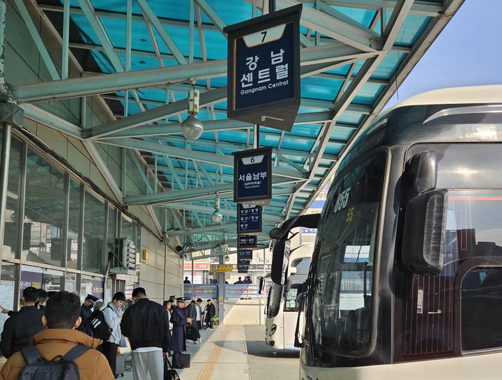 청주~서울 시외버스 내년부터 자율좌석제 추진