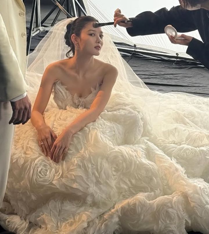 [서울=뉴시스] 김유정. (사진=김유정 인스타그램 캡처) 2025.12.03. photo@newsis.com *재판매 및 DB 금지