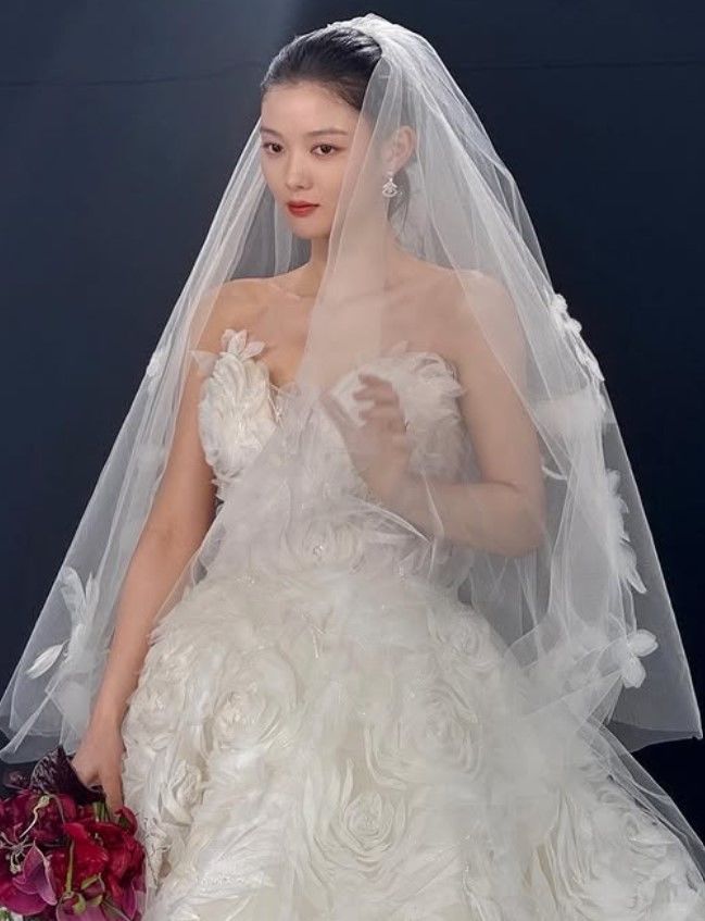 [서울=뉴시스] 김유정. (사진=김유정 인스타그램 캡처) 2025.12.03. photo@newsis.com *재판매 및 DB 금지