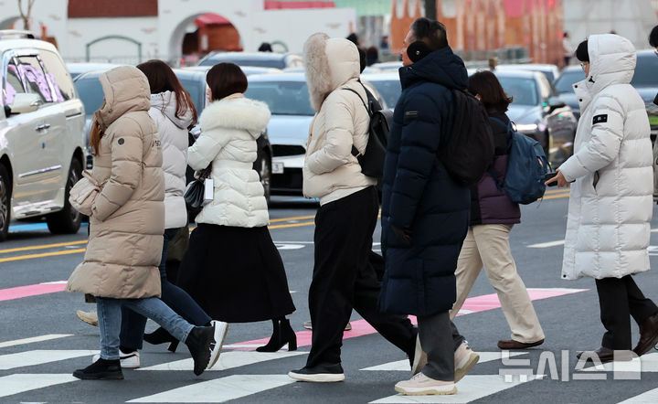 충북 아침 영하권 추위…일교차 15도 안팎