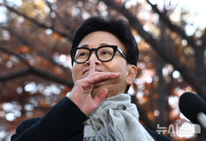 한동훈, 이호선 당무감사위원장 허위 사실 명예훼손 고소…"정치공작"