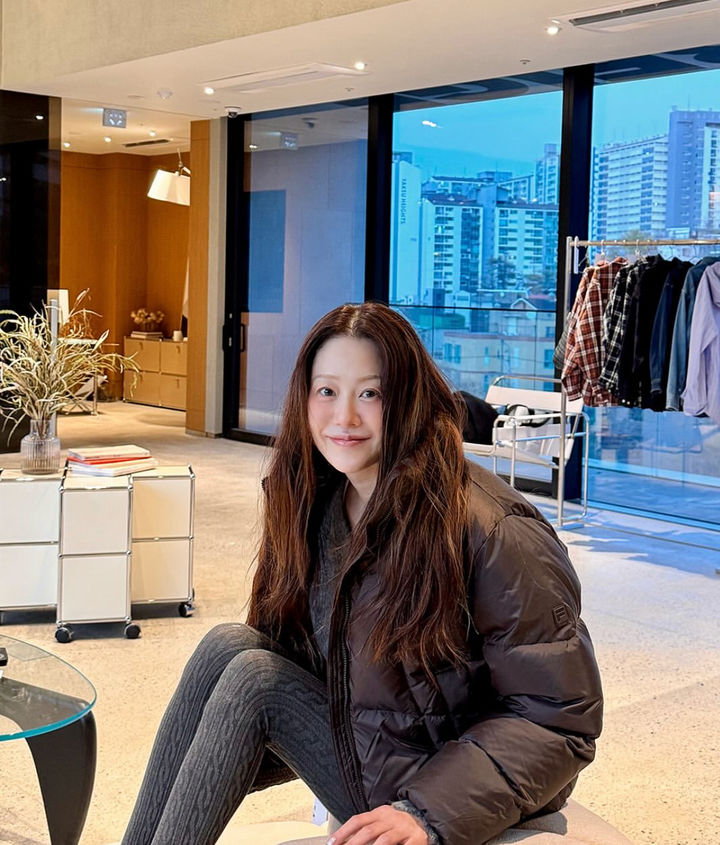 [서울=뉴시스] 배우 고현정. (사진=고현정 인스타그램 캡처) 2025.12.04. photo@newsis.com *재판매 및 DB 금지