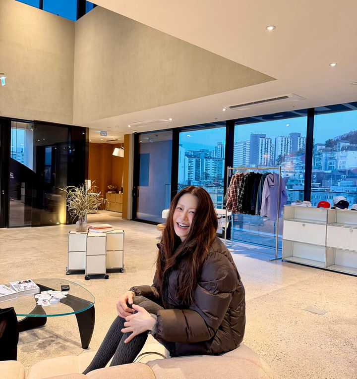 [서울=뉴시스] 배우 고현정. (사진=고현정 인스타그램 캡처) 2025.12.04. photo@newsis.com *재판매 및 DB 금지