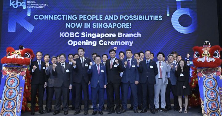 [부산=뉴시스] 한국해양진흥공사 싱가포르지사 개소식. (사진=한국해양진흥공사 제공) 2025.12.04. photo@newsis.com *재판매 및 DB 금지