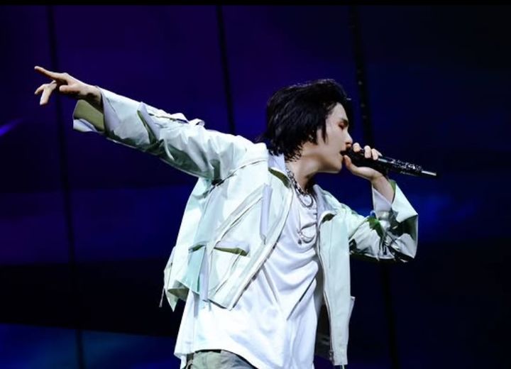 [서울=뉴시스] 슈가. (사진=슈가 인스타그램 캡처) 2025.12.04. photo@newsis.com  *재판매 및 DB 금지