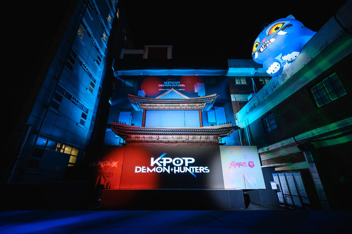 [서울=뉴시스] '케이팝 데몬 헌터스' 팝업. (사진 = 비스테이지 제공) 2025.12.04. photo@newsis.com *재판매 및 DB 금지