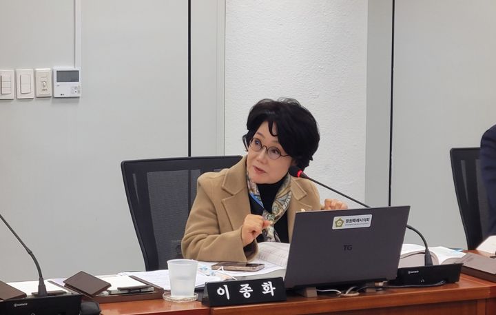 [창원=뉴시스] 강경국 기자 = 이종화 경남 창원시의원. (사진=창원시의회 제공). 2025.12.04. photo@newsis.com *재판매 및 DB 금지