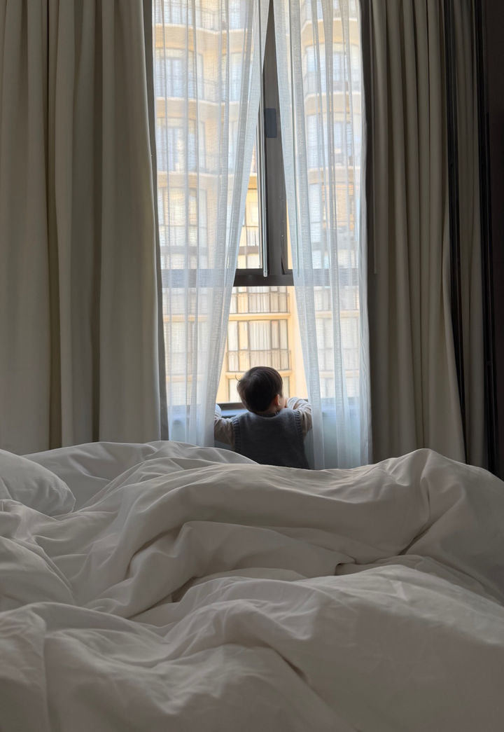 [서울=뉴시스] 전 체조선수 손연재가 5일 오전 소셜미디어에 아들 사진을 올렸다. (사진=손연재 인스타그램 캡처) 2025.12.05. photo@newsis.com *재판매 및 DB 금지