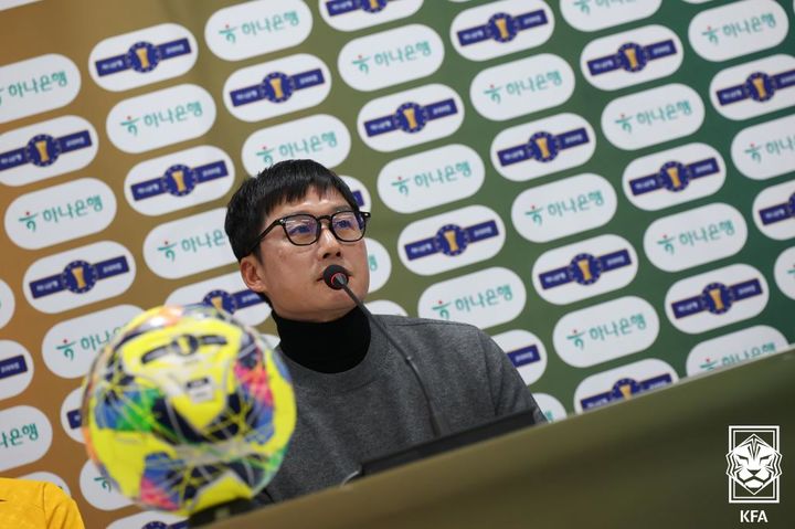 [서울=뉴시스] 프로축구 K리그1 광주FC의 이정효 감독. (사진=대한축구협회 제공) *재판매 및 DB 금지