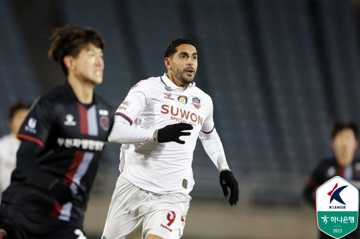 [서울=뉴시스] 프로축구 K리그1 수원FC 싸박. (사진=한국프로축구연맹 제공) *재판매 및 DB 금지