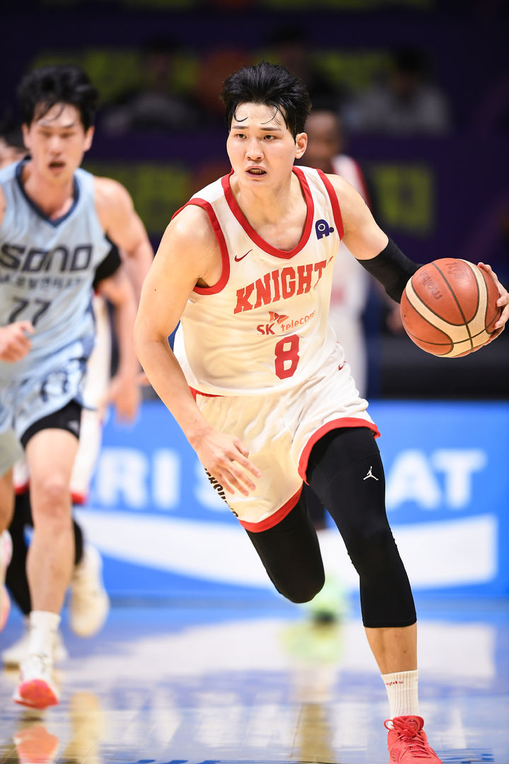 [서울=뉴시스] 프로농구 서울 SK 안영준. (사진=KBL 제공) *재판매 및 DB 금지