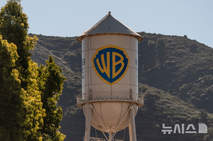 워너, 파라마운트의 '보완' 인수안도 거부…넷플릭스 선호 고수