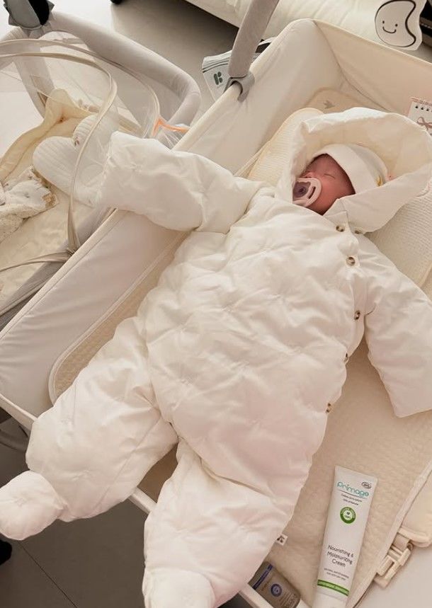 [서울=뉴시스] 이시영 딸. (사진=이시영 인스타그램 캡처) 2025.12.06. photo@newsis.com  *재판매 및 DB 금지