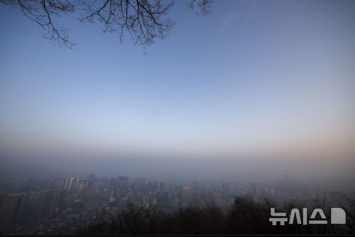 수도권 미세먼지 기승…전국 곳곳 짙은 안개[오늘날씨]