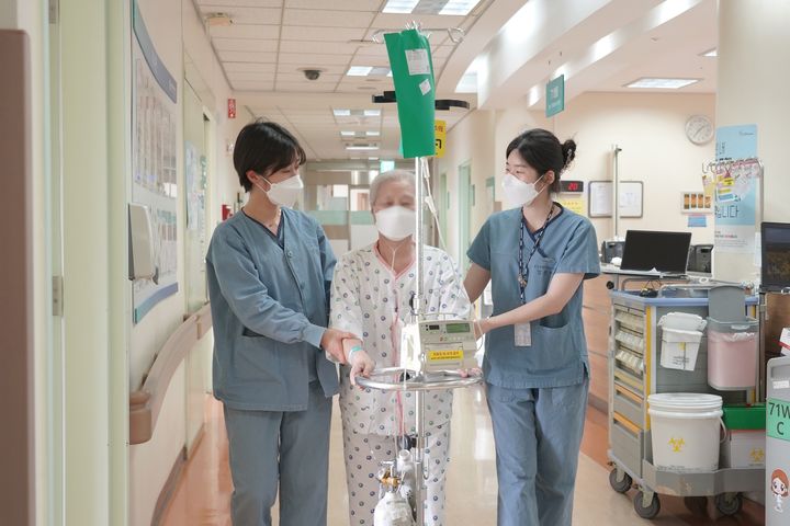 [부산=뉴시스] 동남권원자력의학원 간호⋅간병통합서비스 병동 (사진=동남권원자력의학원 제공) 2025.12.08. photo@newsis.com *재판매 및 DB 금지