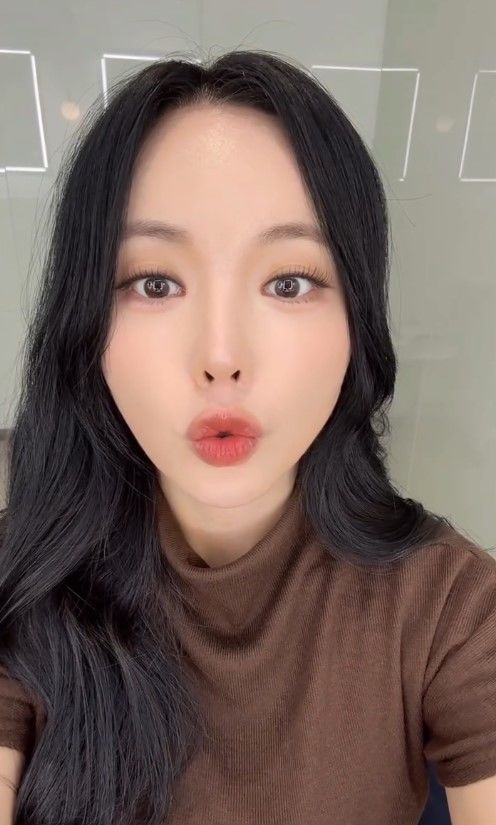 [서울=뉴시스] 홍진영. (사진=홍진영 인스타그램 캡처) 2025.12.08. photo@newsis.com  *재판매 및 DB 금지