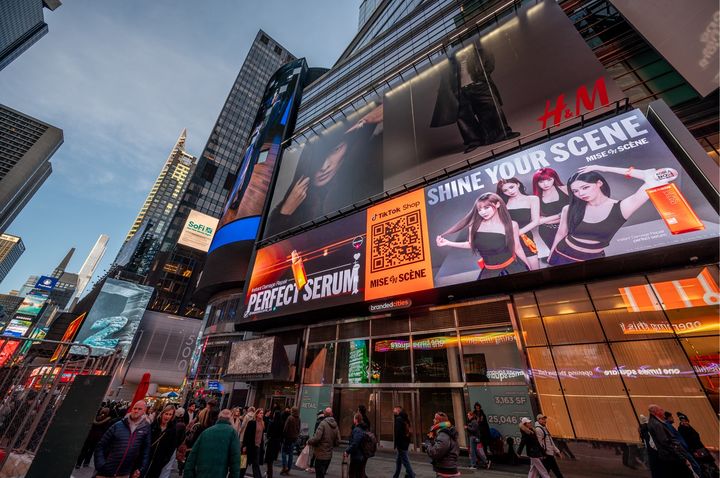 아모레퍼시픽 미쟝센 미국 뉴욕 옥외광고.(사진=아모레퍼시픽 제공) *재판매 및 DB 금지
