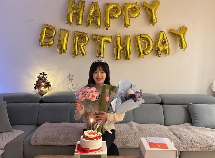 [서울=뉴시스] 배우 하희라. (사진=하희라 인스타그램 캡처) 2025.12.09. photo@newsis.com *재판매 및 DB 금지